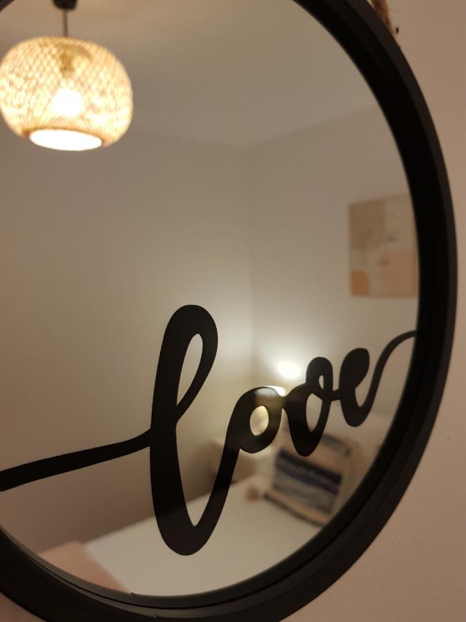 Appartamento Charming Hideaway In The Heart Of Timisoara! Esterno foto
